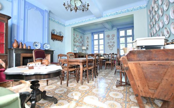 Maison à vendre    9 pièces •  Auxi-le-Château