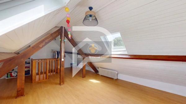 Vente                                                      Maison
                        
                     8 pièces                      168 m2                     à Marly-le-Roi