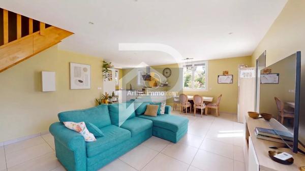 Vente                                                      Maison
                        
                     8 pièces                      168 m2                     à Marly-le-Roi