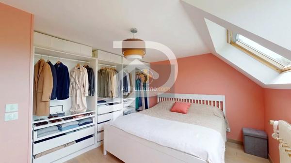 Vente                                                      Maison
                        
                     8 pièces                      168 m2                     à Marly-le-Roi