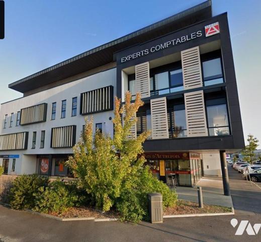 SAINT MALO BUREAUX D ACTIVITES LOUES SURFACE DE PLANCHER 449 M²