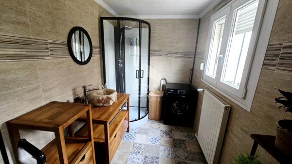 Maison Sinceny 6 pièce(s) 130 m2 sur un jardin clos de 1000 m2