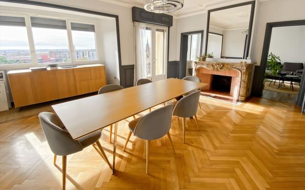 Maison à vendre    7 pièces •  Agen