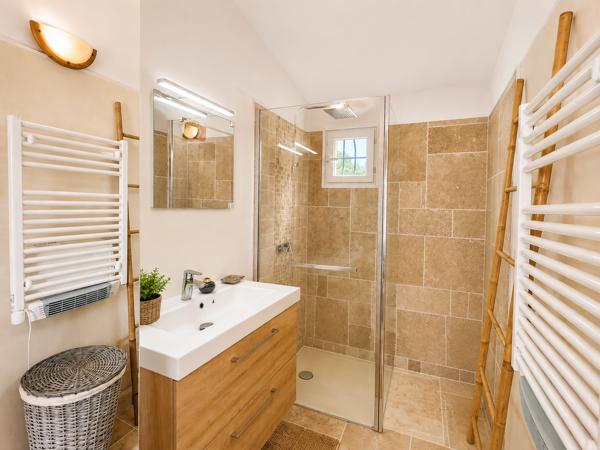 Maison
         4 pièces
        - 94 m² Exclusivité 375 000 € *