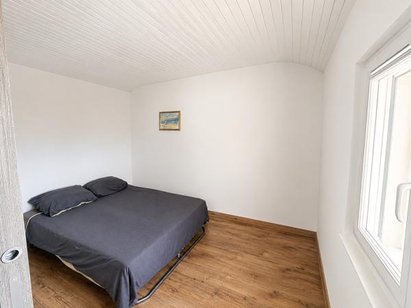 Maison
         4 pièces
        - 94 m² Exclusivité 375 000 € *