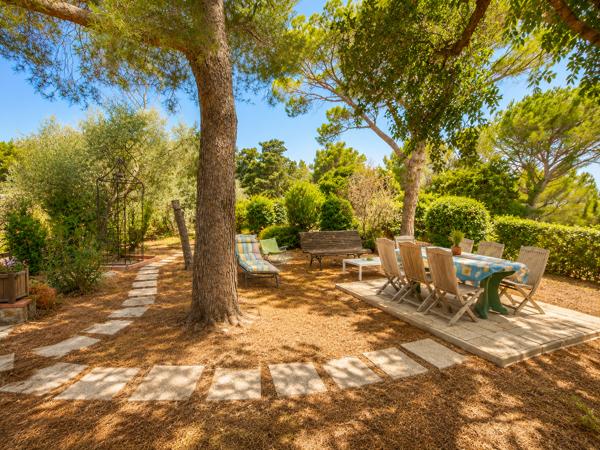 Maison
         4 pièces
        - 94 m² Exclusivité 375 000 € *