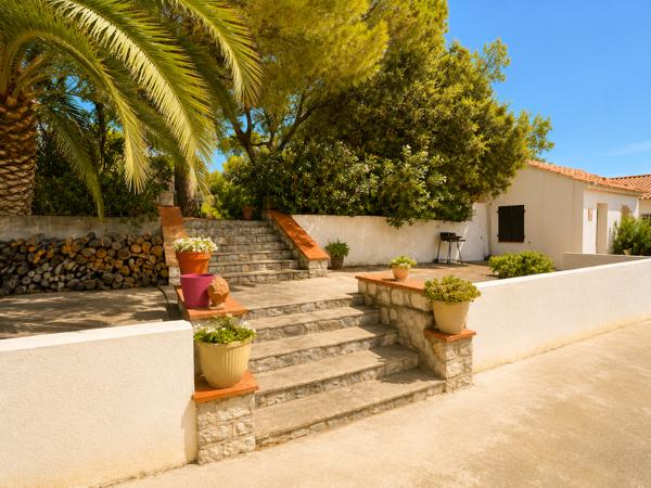 Maison
         4 pièces
        - 94 m² Exclusivité 375 000 € *