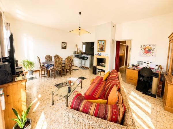 Maison
         4 pièces
        - 94 m² Exclusivité 375 000 € *