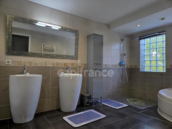 Maison de plain-pied aux volumes hors normes