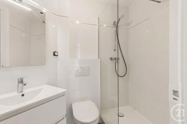 Appartement F5 à vendre  5 pièces - 87,12 m 2   PARIS  - 75011