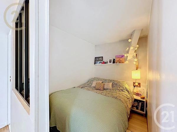 Appartement F4 à vendre  3 pièces - 55,10 m 2   VERSAILLES  - 78