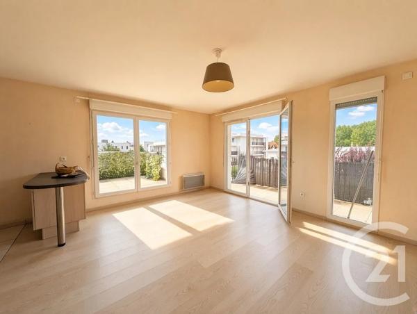 Appartement F2 à vendre  2 pièces - 48,53 m 2   EPERNON  - 28
