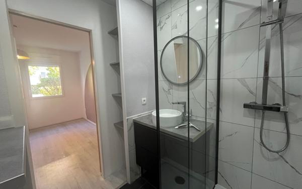 Appartement à vendre    2 pièces • 34 m2 Médis