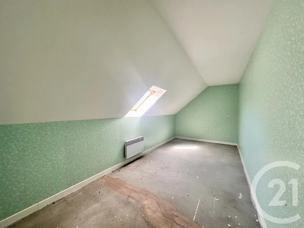 Maison à vendre  7 pièces - 180 m 2   CUFFY  - 18