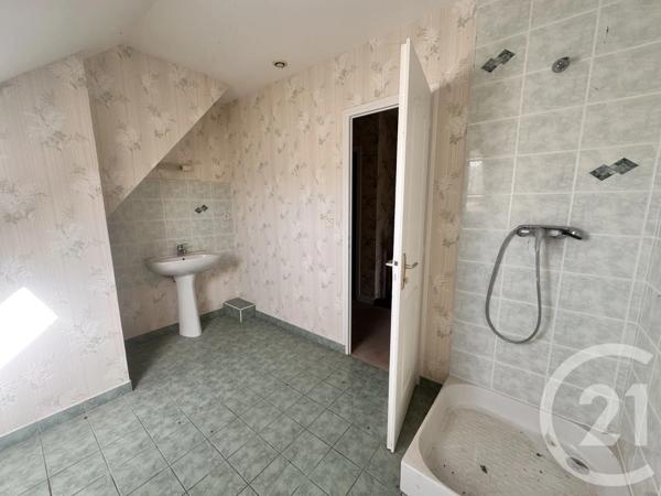 Maison à vendre  7 pièces - 180 m 2   CUFFY  - 18