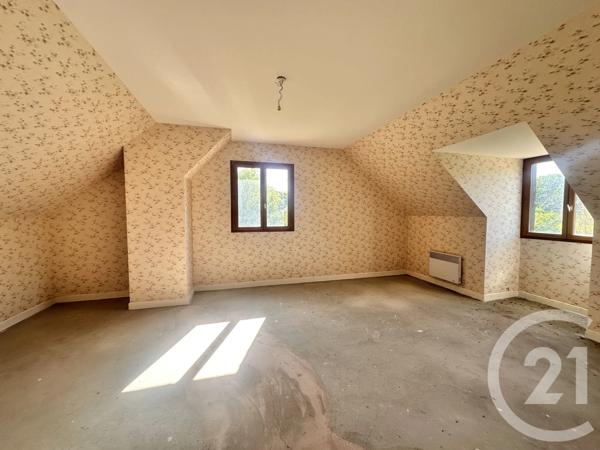 Maison à vendre  7 pièces - 180 m 2   CUFFY  - 18
