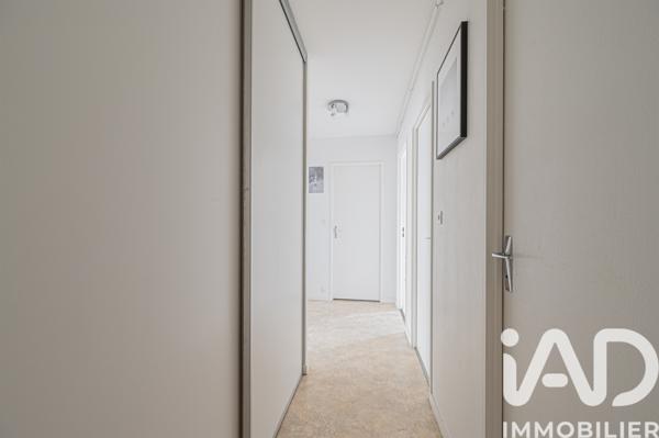Appartement à vendre 4 pièces 91,26 m² Courbevoie