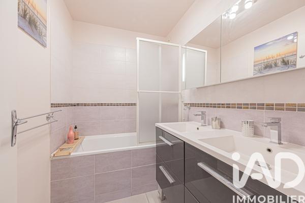 Appartement à vendre 4 pièces 91,26 m² Courbevoie