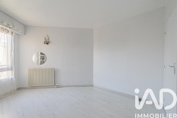 Appartement à vendre 4 pièces 91,26 m² Courbevoie