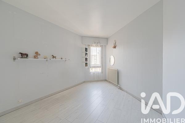 Appartement à vendre 4 pièces 91,26 m² Courbevoie