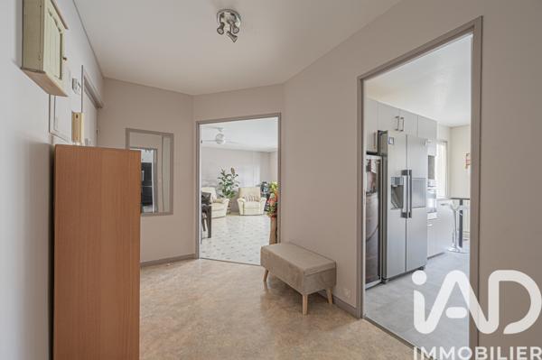 Appartement à vendre 4 pièces 91,26 m² Courbevoie