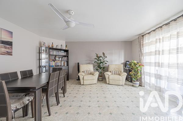 Appartement à vendre 4 pièces 91,26 m² Courbevoie