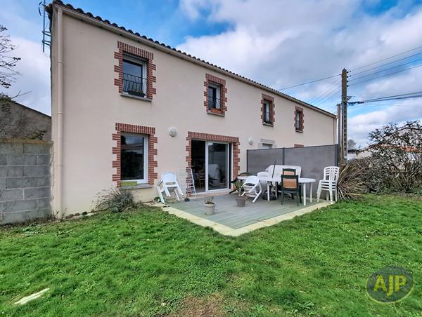 Vente maison Saint Fulgent : 218 000 € - AJP Immobilier Vieillevigne