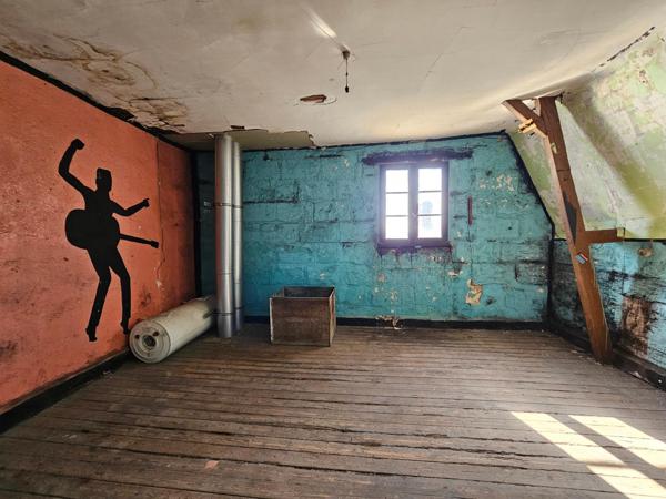 Maison à THOUARS, 79100 - 11 pièces 260m²