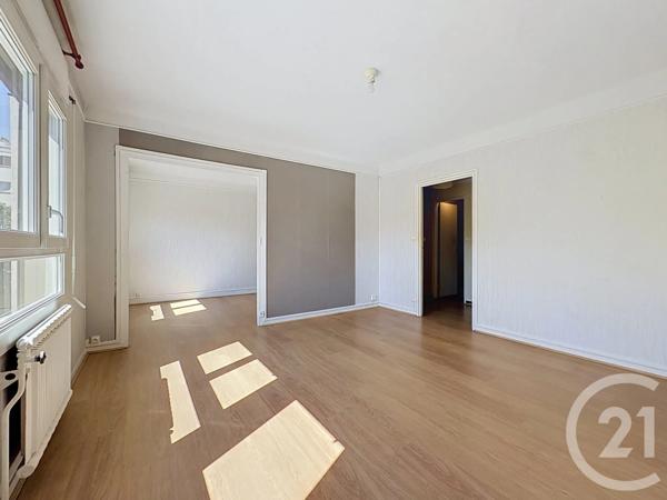 Appartement F3 à vendre  3 pièces - 61,39 m 2   NANTERRE  - 92