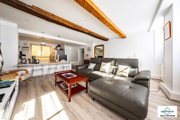 Appartement à vendre 3 pièces DOLE (39), hyper centre ville, superbement rénové avec local remise