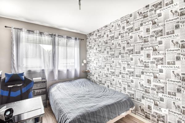 Charmante maison avec garage et place de parking privée