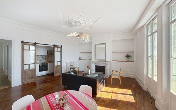 Appartement à vendre    3 pièces • 100,10 m2 Bayonne