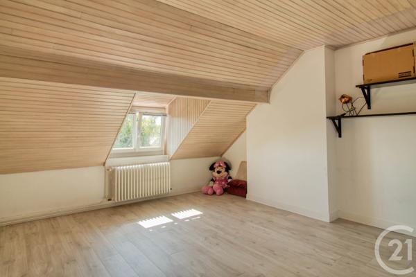 Maison à vendre  8 pièces - 183,76 m 2   ERMONT  - 95