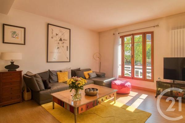 Maison à vendre  8 pièces - 183,76 m 2   ERMONT  - 95