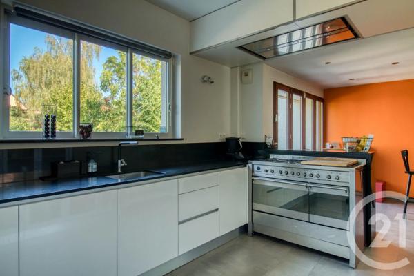 Maison à vendre  8 pièces - 183,76 m 2   ERMONT  - 95