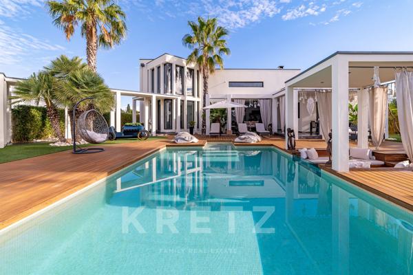 Villa contemporaine en bord de mer