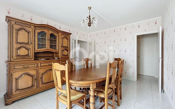 Appartement à vendre    4 pièces •  Clermont