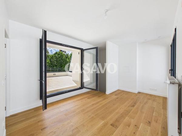 Vente Maison 6 pièces de 153m² - 92150 Suresnes