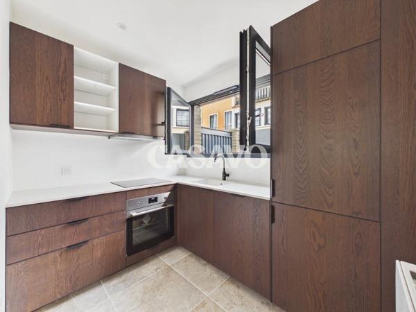 Vente Maison 6 pièces de 153m² - 92150 Suresnes