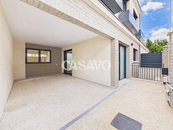 Vente Maison 6 pièces de 153m² - 92150 Suresnes