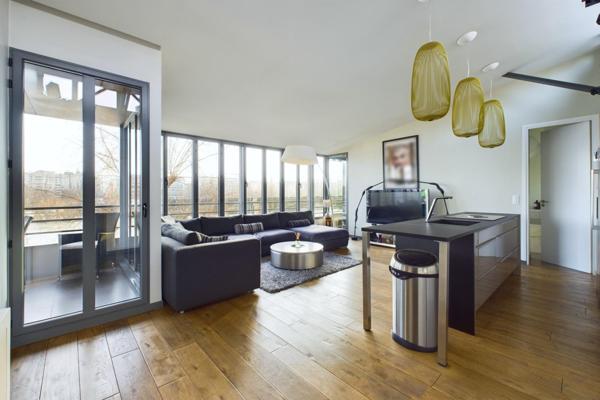 IMMEUBLE A USAGE MIXTE HABIATTION / BUREAU