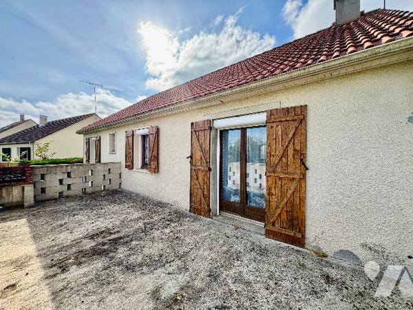 PAVILLON DE PLAIN-PIED SUR SOUS-SOL TOTAL DANS GOURNAY EN BRAY