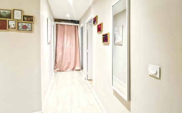 Appartement à vendre    3 pièces • 57 m2 Nice