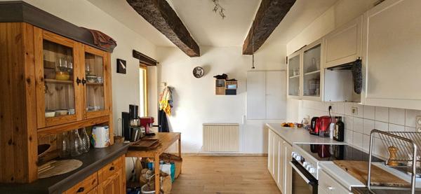 Ancienne ferme en pierres entièrement rénovée en Haute Provence