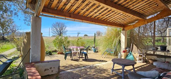 Ancienne ferme en pierres entièrement rénovée en Haute Provence
