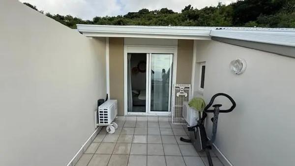 Appartement à vendre 4 pièces 83.24m² Saint-Paul (97460)