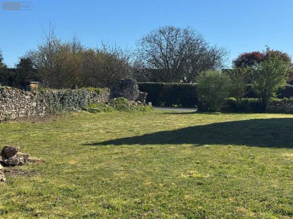 Terrain à Batir à vendre à Esvres dans l'Indre-et-Loire (37320), ref : 034/2026000248