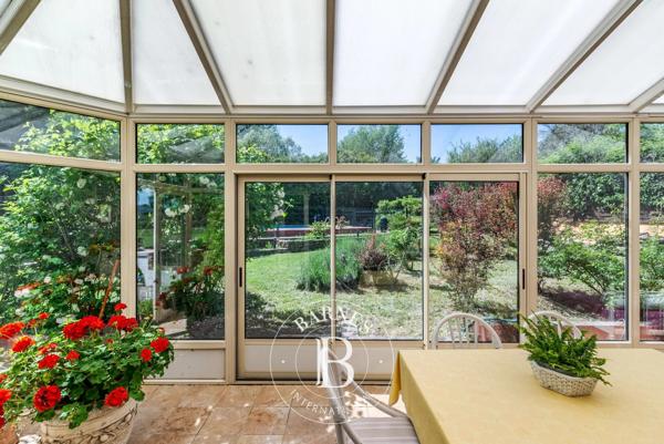 Salernes, Maison d'hôtes 6 Chambres -  258 m² à vendre