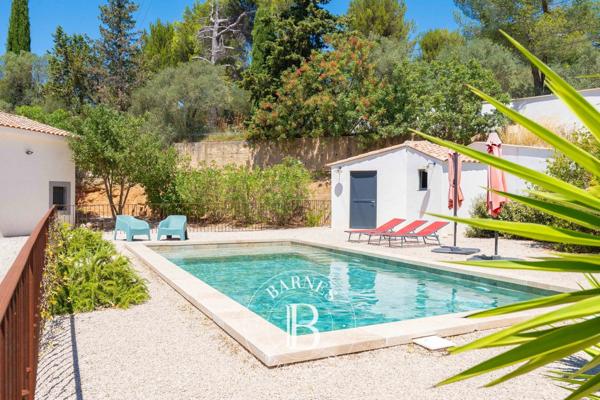 Aubagne, Maison 5 Chambres -  305 m² à vendre