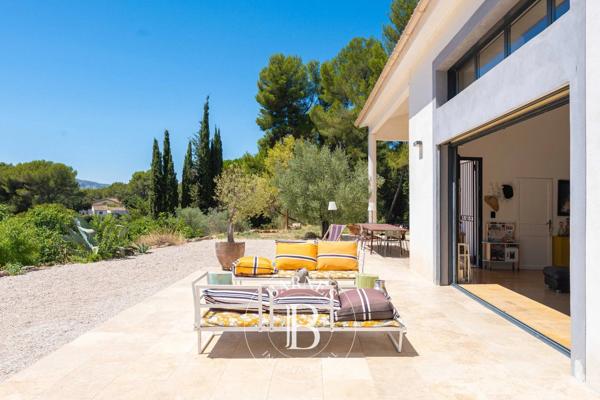 Aubagne, Maison 5 Chambres -  305 m² à vendre